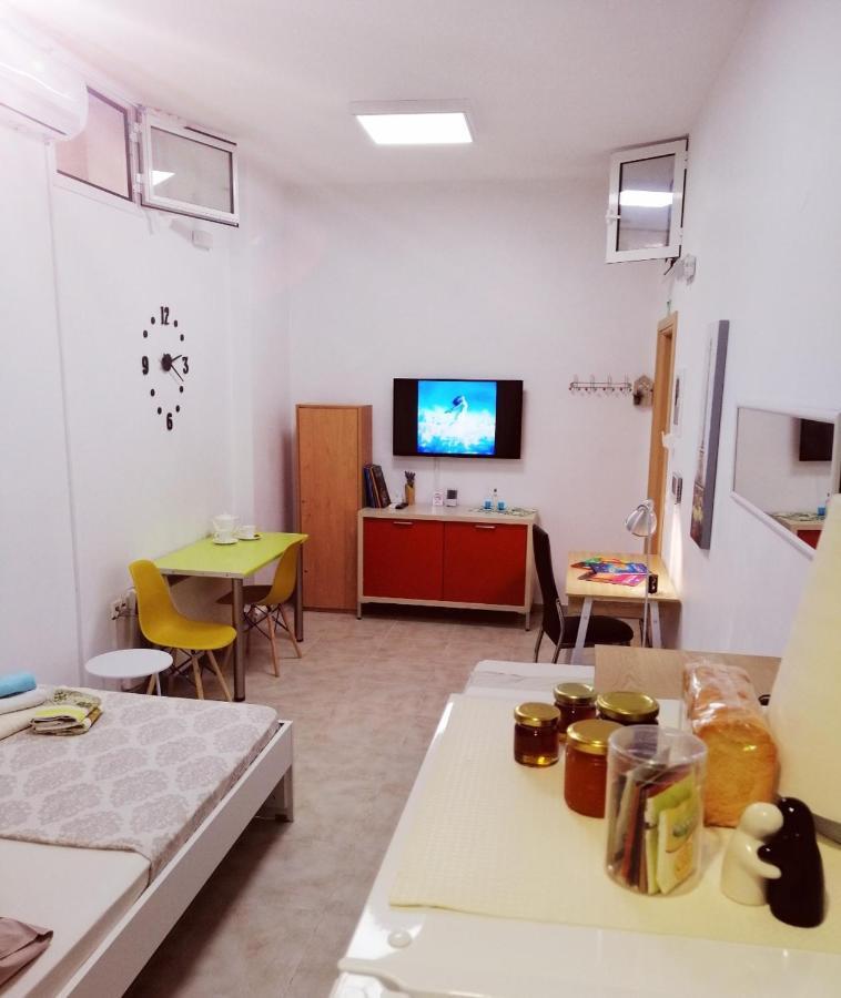 Maridel Underground Apartment Heraklion  Exterior photo
